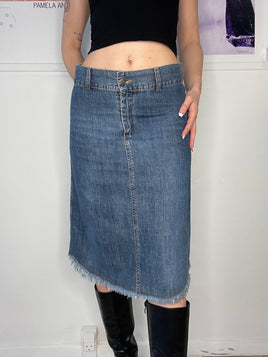 cool medi denim skirt mid-waisted with details