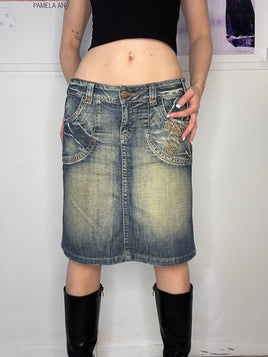 raw washed medi low-waisted denim skirt