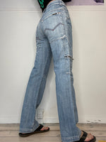 mid-waisted loose fit straight leg detailed jeans