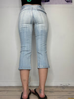 cute flare washed denim capris