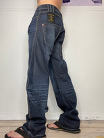 low-waisted 90's fit straight leg baggy jeans