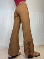 mid-waist flare leg detailed cargo pants