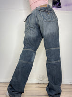 washed baggy denim jeans low-waisted with details