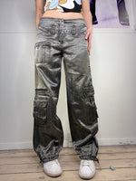 shiny perfect fit low-waist cargo pants loose fit