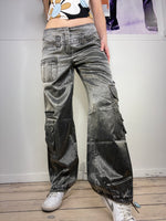 shiny perfect fit low-waist cargo pants loose fit