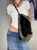 faux fur oversized shoulder / crossbody bag