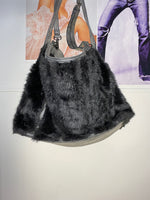 faux fur oversized shoulder / crossbody bag