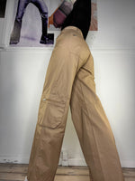 mid-waisted light sand wide leg cargo pants with tiw waist