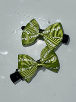 small texted bow hairclips